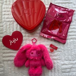 CJ Hendry limited edition Valentine’s Day JUJU